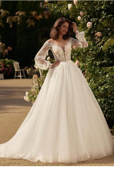 Весільна сукня 